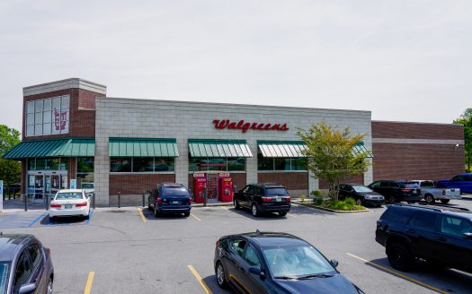 Johnson City, TN Walgreens Storefront