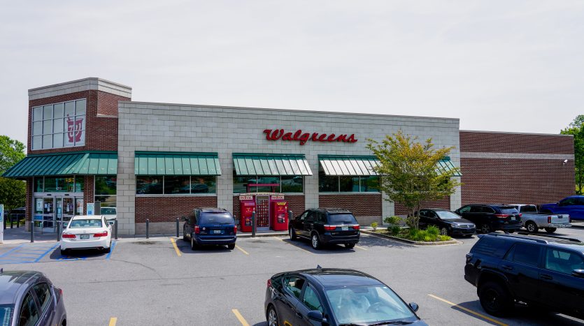 Johnson City, TN Walgreens Storefront